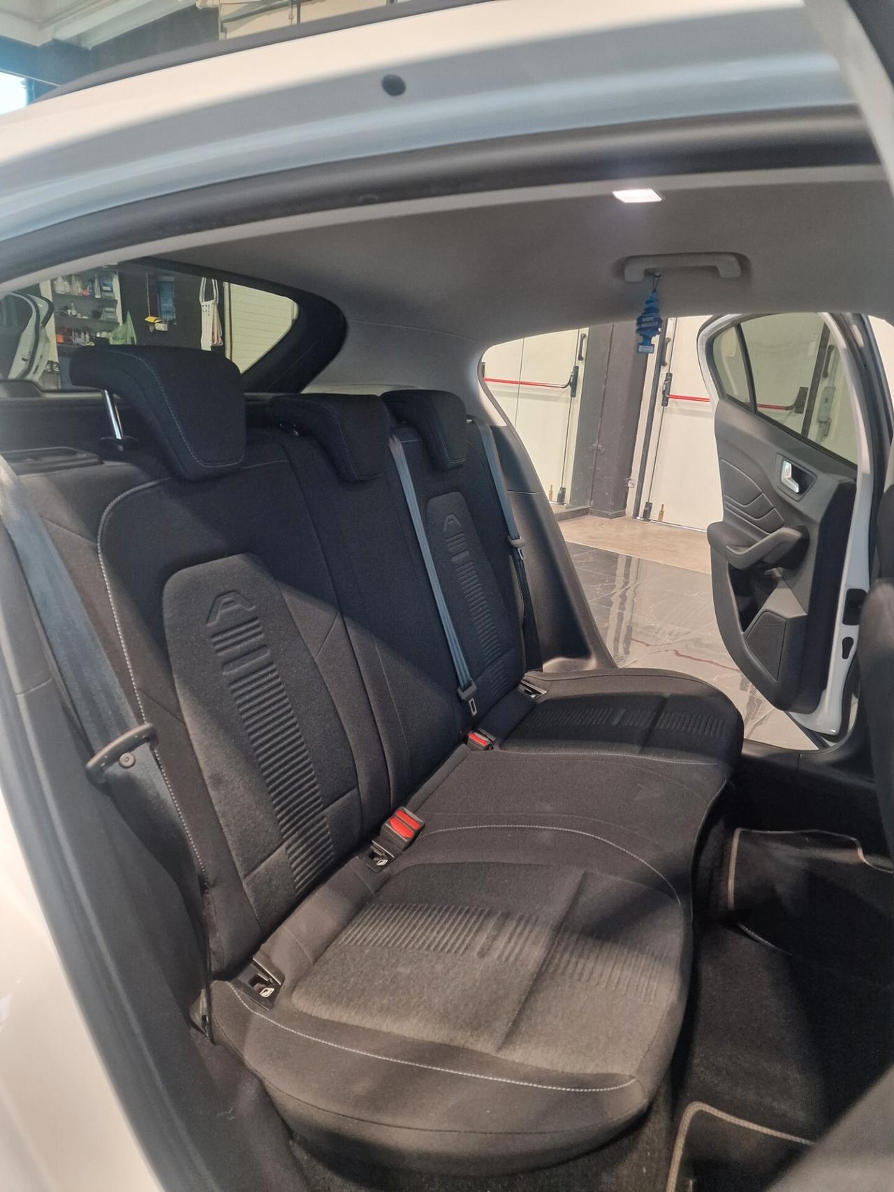 Ford Focus 1.5 EcoBlue 120 CV 5p. ST-Line
