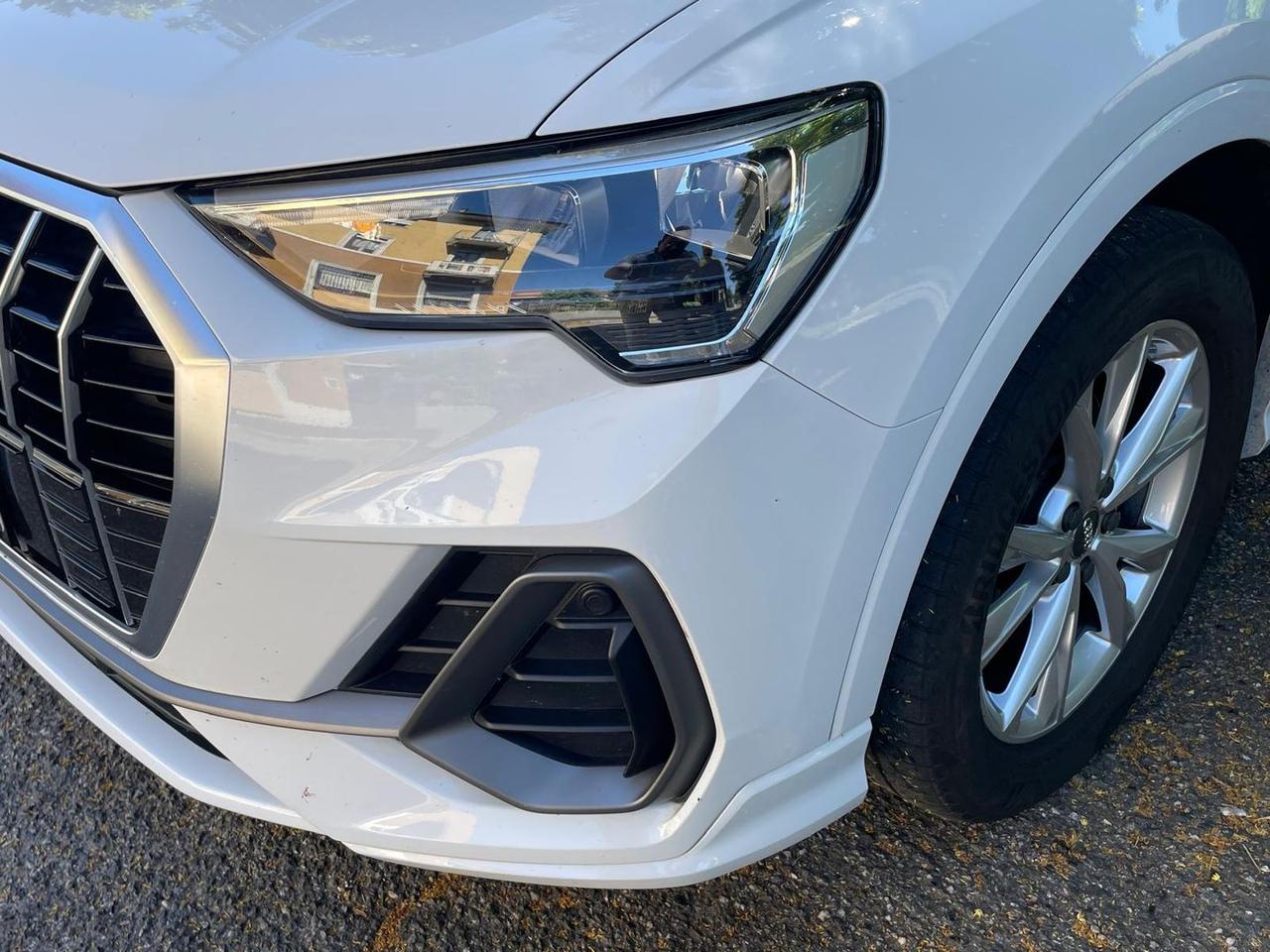 Audi Q3 S Line 1.5 35 TFSI #11556
