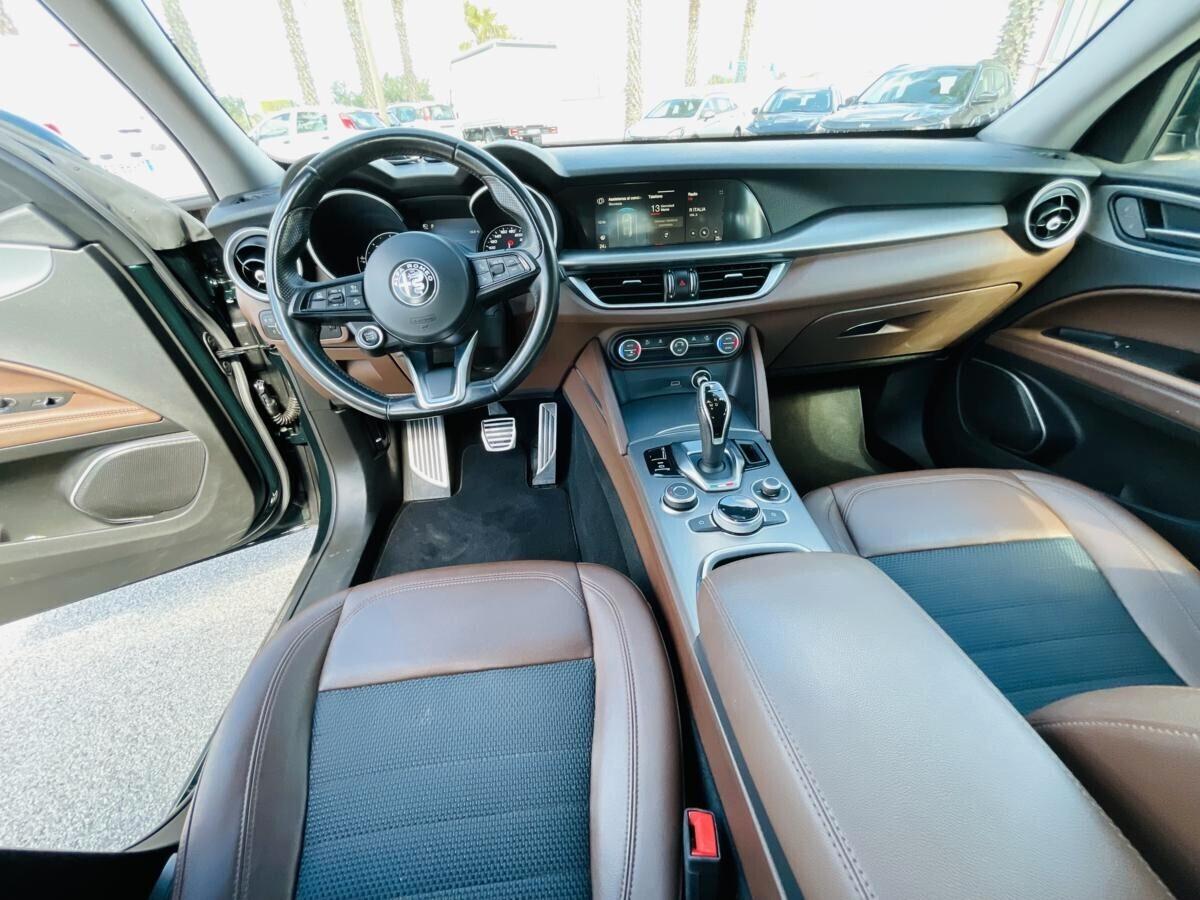 Alfa Romeo Stelvio 2.2 Turbodiesel 190 CV AT8 Sprint