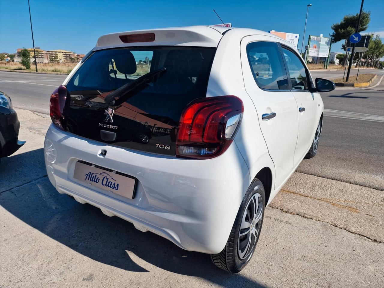 Peugeot 108 VTi 68 ETG 5 porte Allure