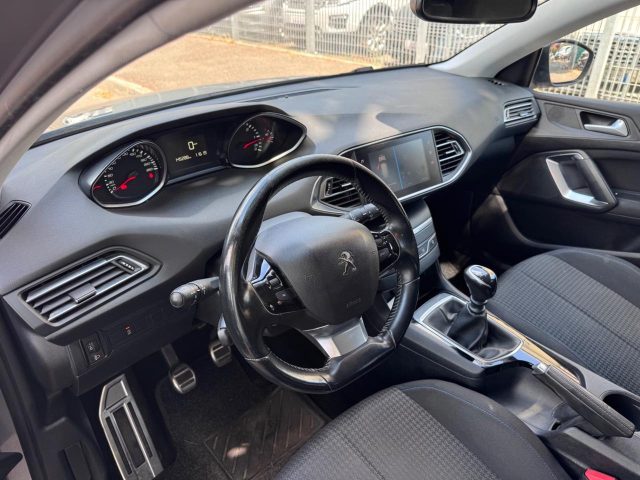 Peugeot 308 BlueHDi 100 S&S neopaten garanzia 12 mesi