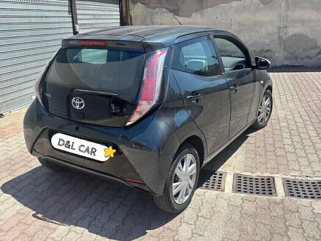 Toyota Aygo X 1.0 VVT-i 72 CV 5 porte Lounge