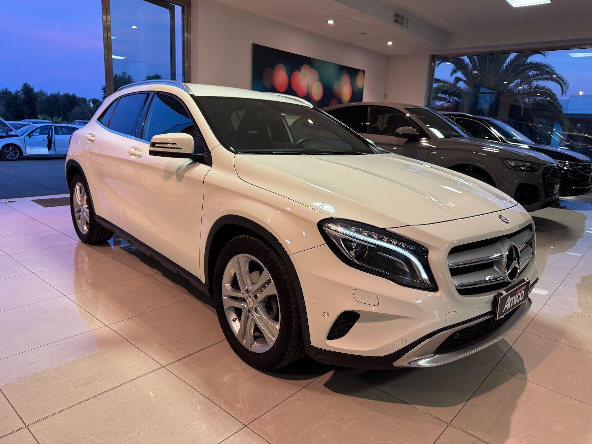 MERCEDES GLA 200 CDI Automatic Sport 4Matic 100.000 Km