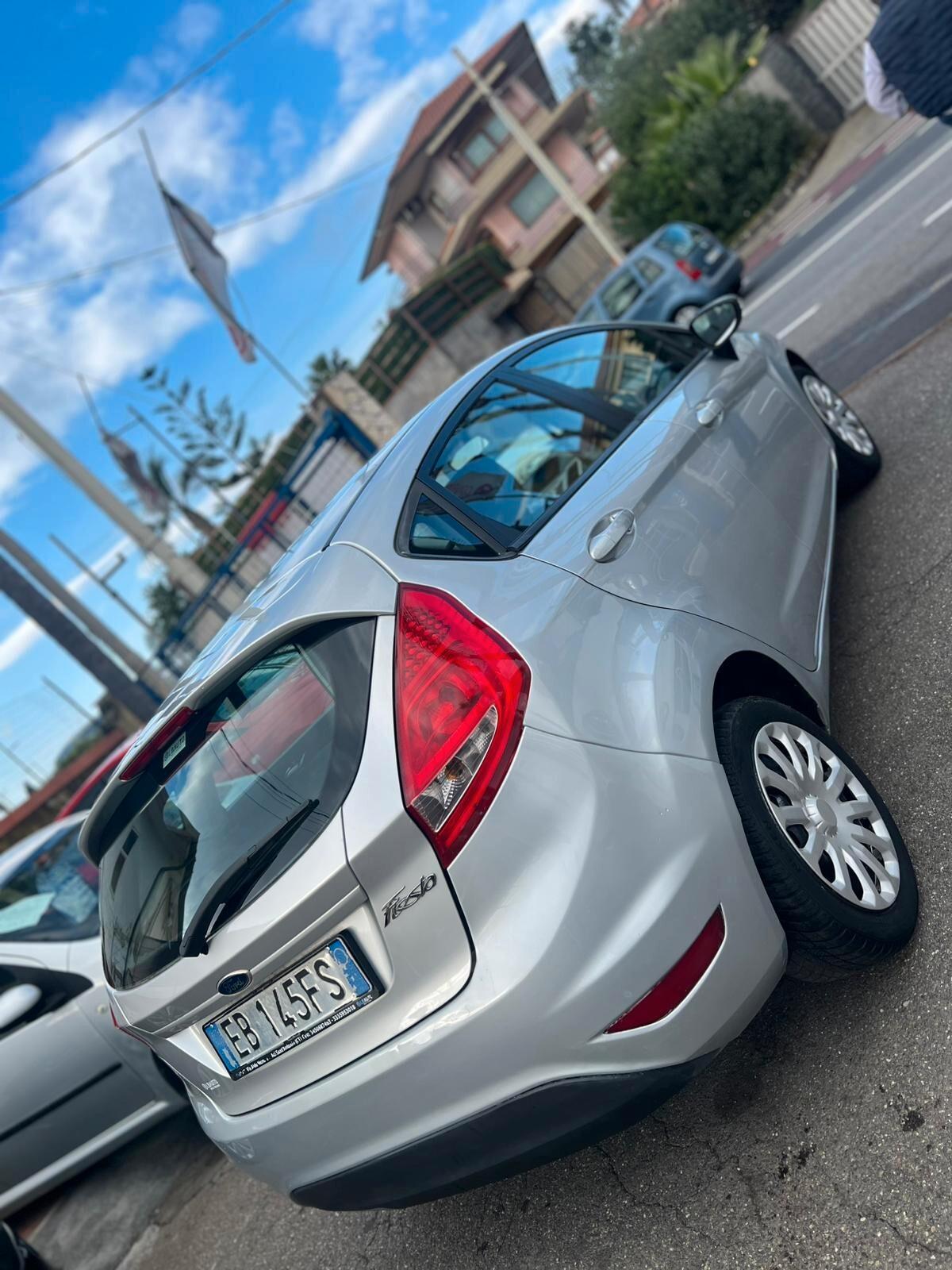 Ford Fiesta 1.2 82 CV 5 porte Titanium