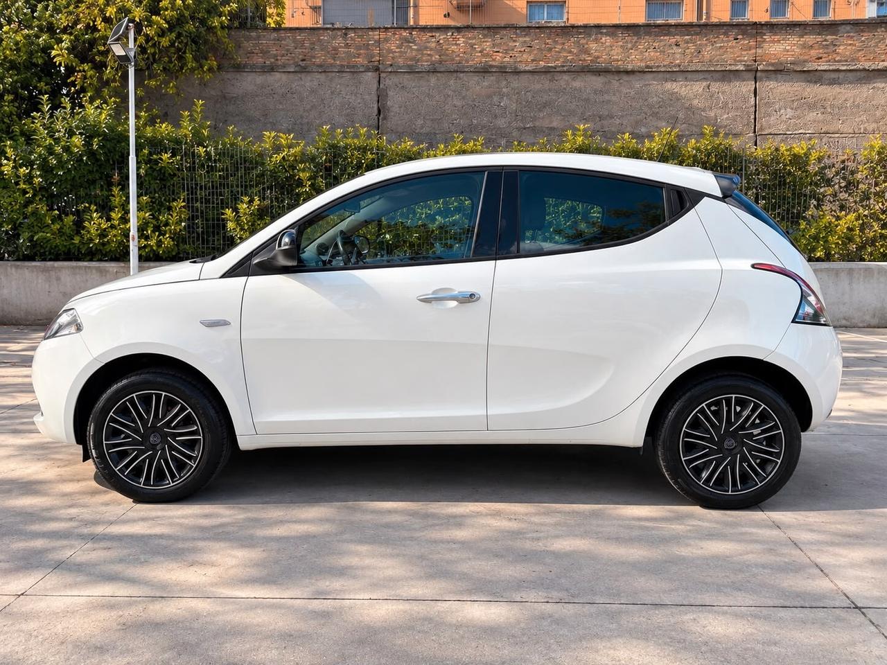 LANCIA YPSILON 1.0 HYBRID SILVER *PREZZO REALE*