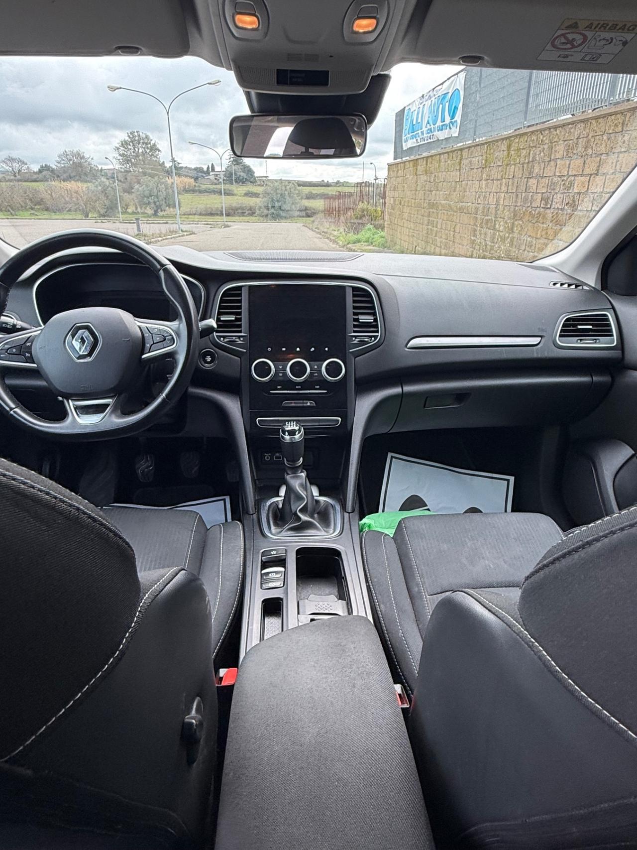 Renault Megane Mégane navi Retrocamera sensori Apple car play