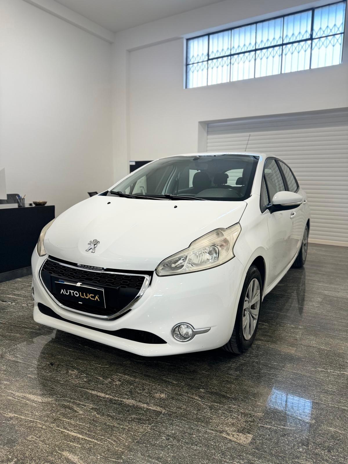 Peugeot 208 1.4 HDi 68 CV