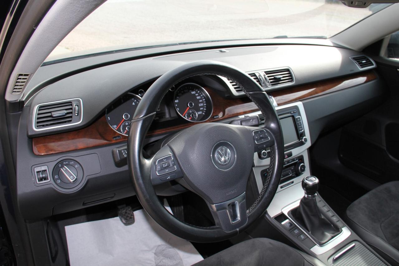 Volkswagen Passat 2.0 TDI Highline BMT (KW 103 - CV 140 Neopatentati)