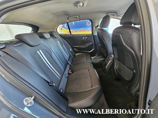 BMW 118 d 5p. Business Advantage