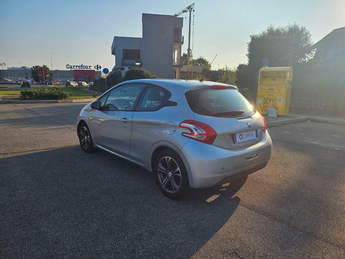 Peugeot 208 1.2 PT (vti) 12v Active 3p