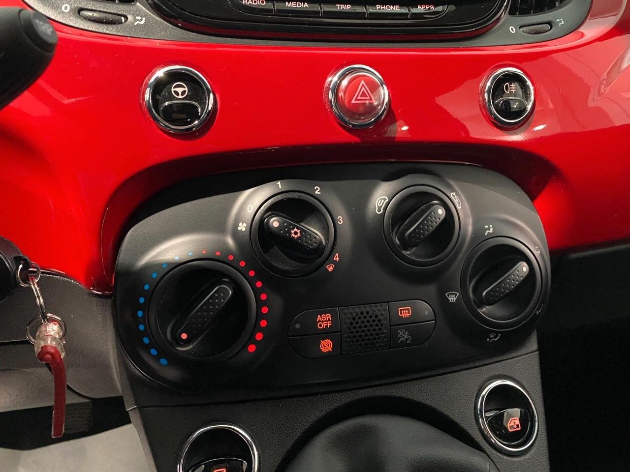 Fiat 500 1.0 Hybrid Cult CON FINANZIAMENTO