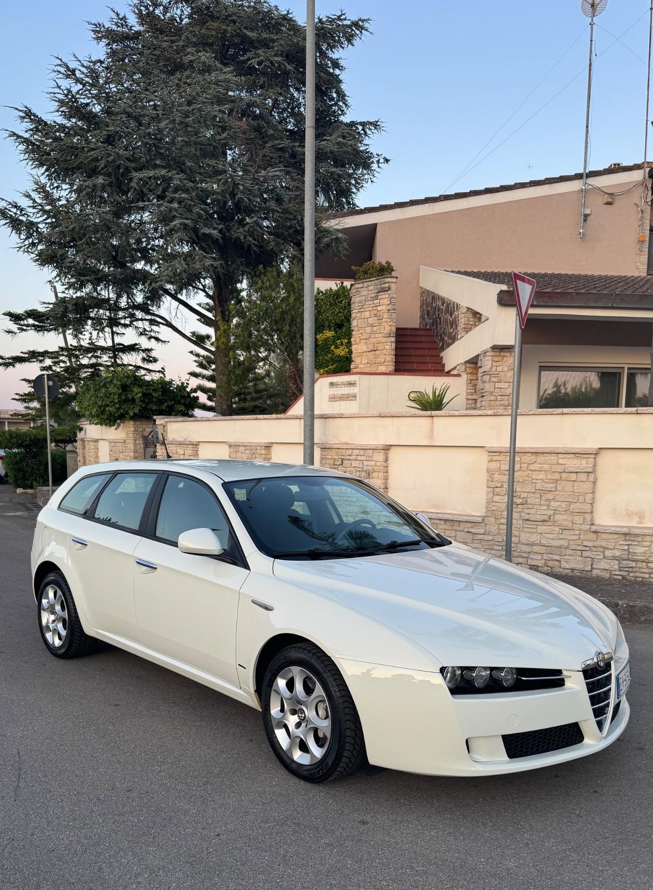 ALFA ROMEO 159 1.9 DIESEL 120 CAVALLI 103000 KM