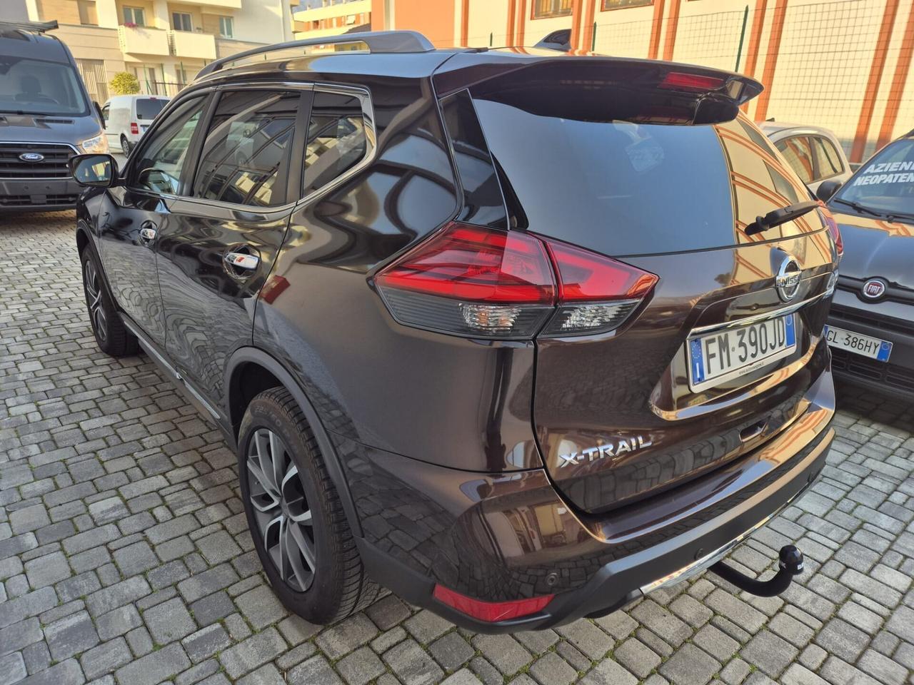 Nissan X-Trail 2.0 dCi Tekna 4wd xtronic -GANCIO T