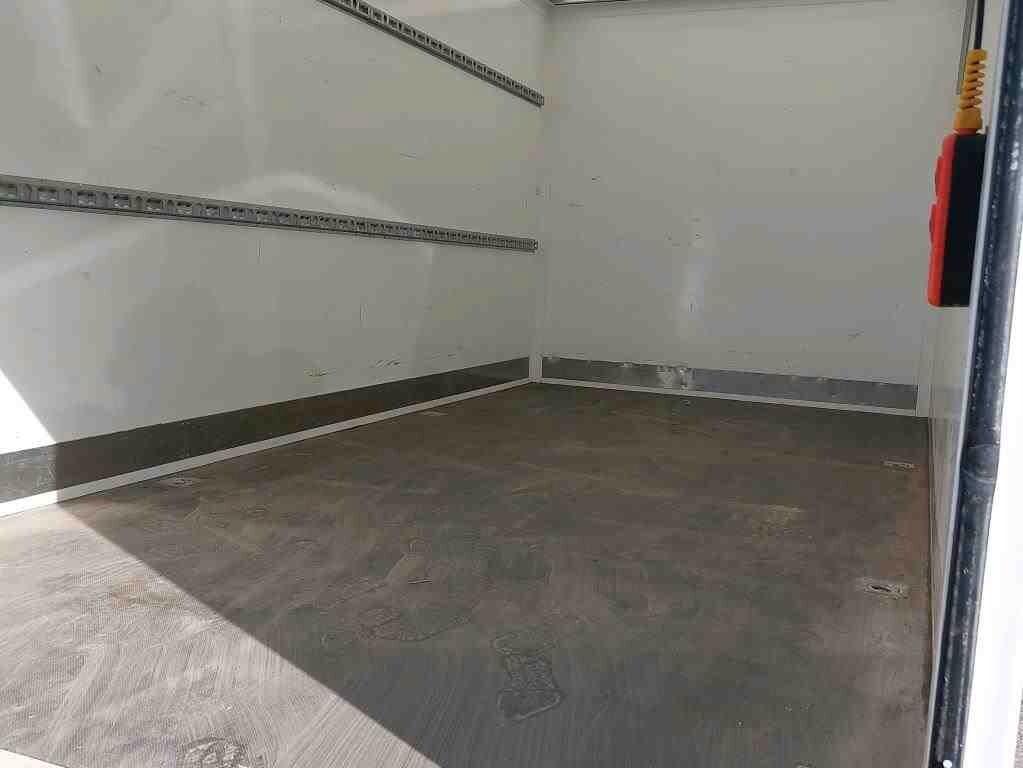 Iveco Daily L4 35Q 2.3 115 kW con sponda caricatrice