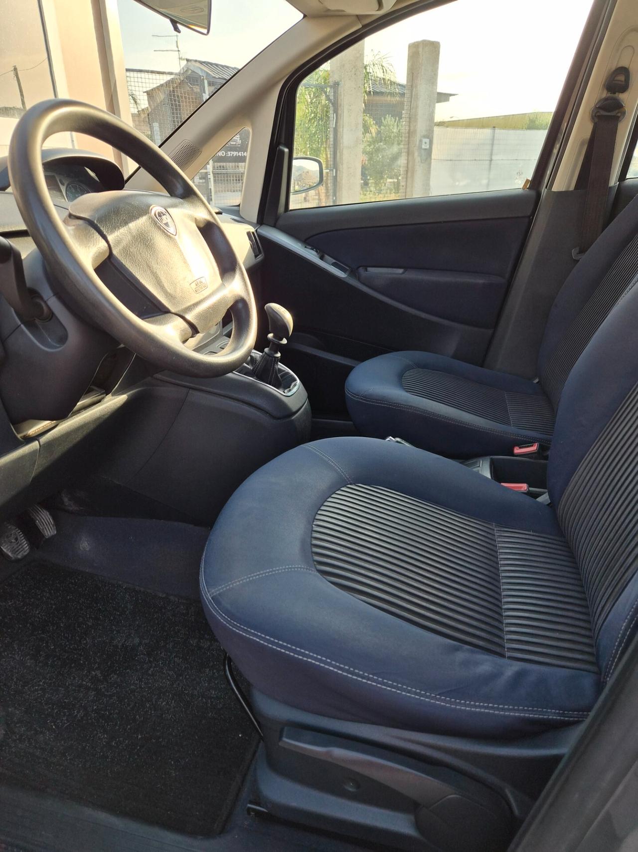 Lancia MUSA 1.6 Multijet Poltrona Frau