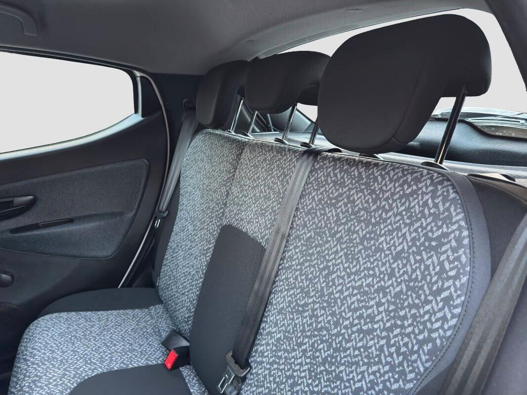 Lancia Ypsilon 1.2 benzina 69 CV 5 porte Elefantino Blu 2019