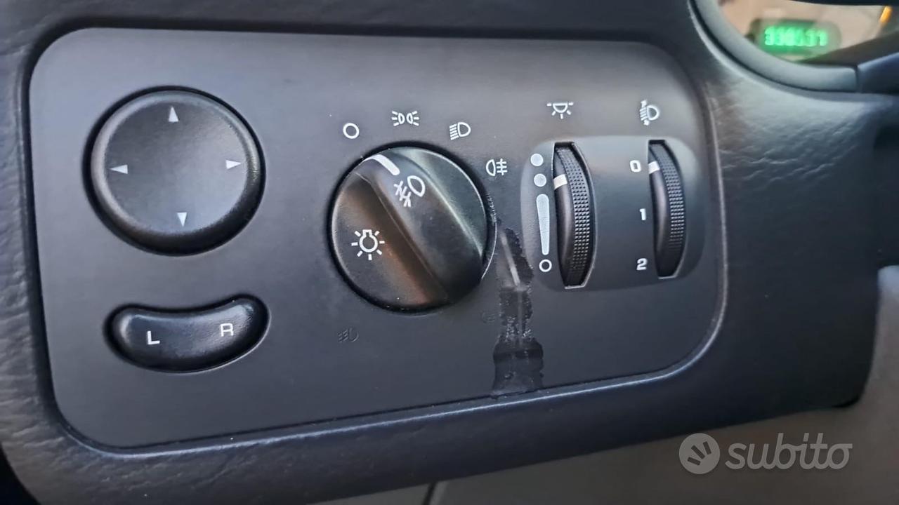 Chrysler Grand Voyager 2.8 CRD 7 POSTI