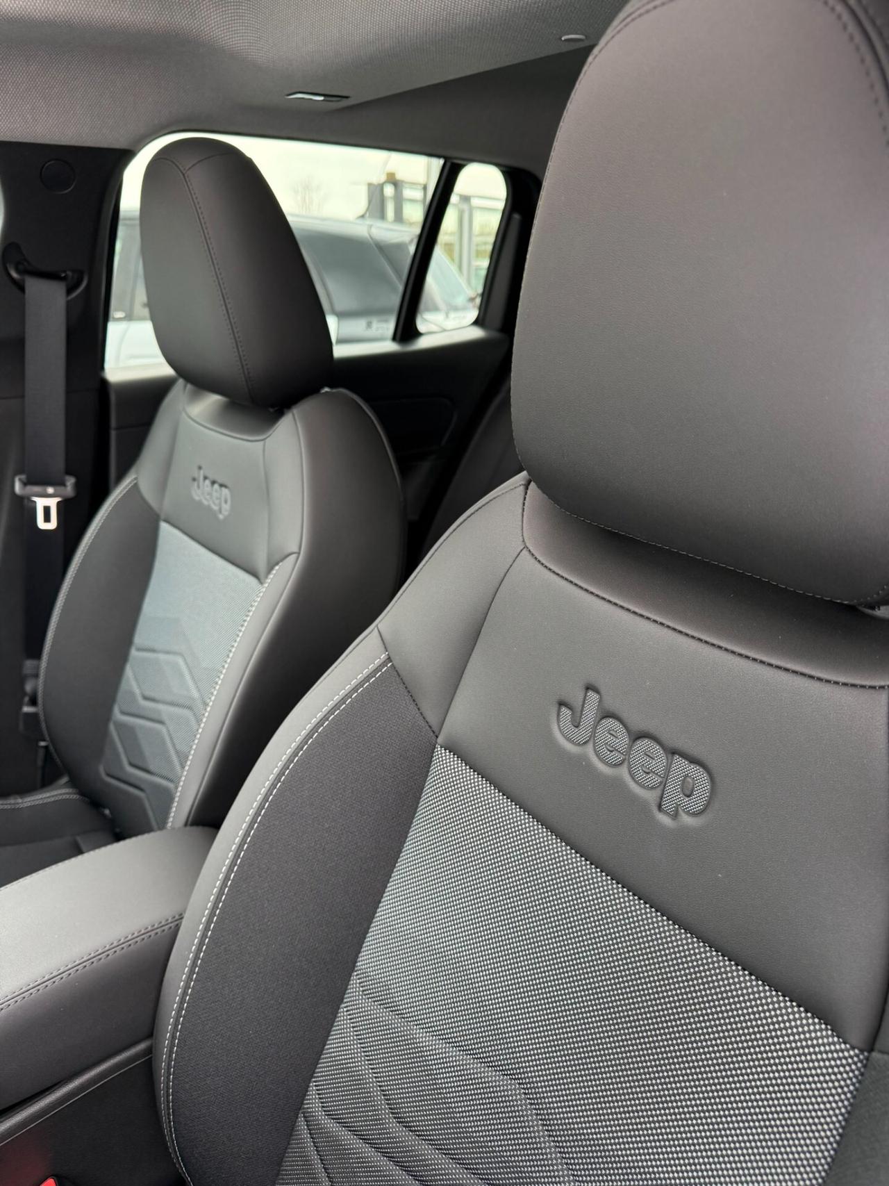 Jeep Avenger 1.2 Turbo 110 CV MHEV Summit 12/2025