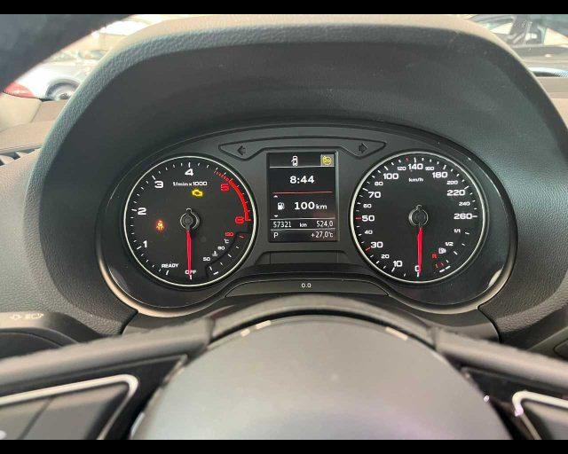 AUDI Q2 30 TDI S tronic Business Plus