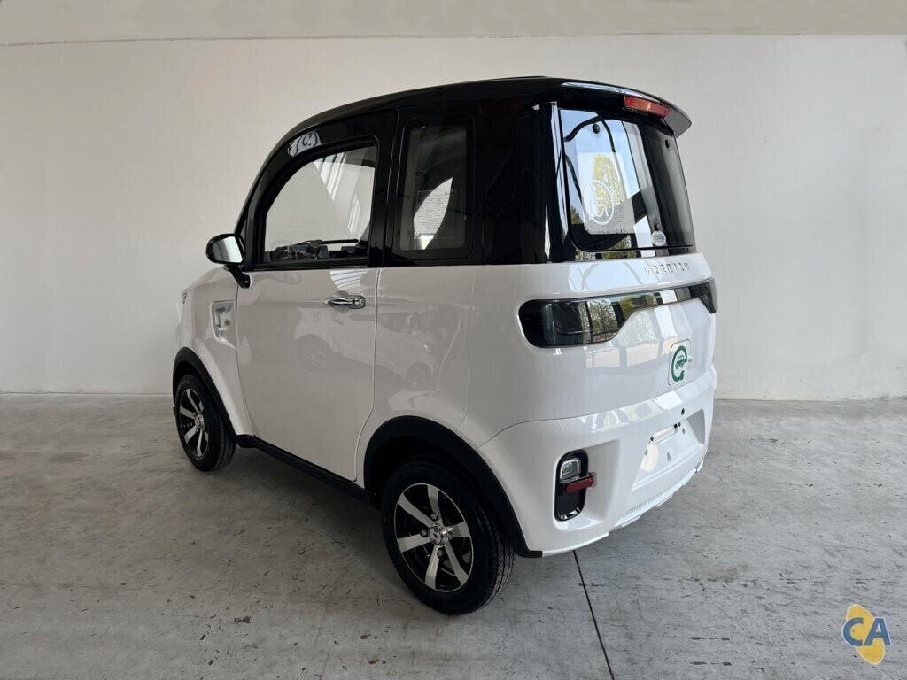 FREEDOM EVO - Macchina Senza Patente- Manubrio