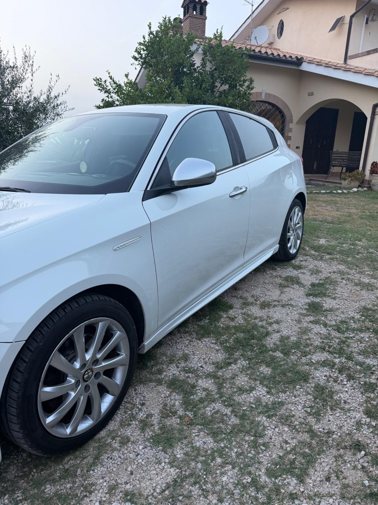 Alfa Romeo Giulietta 2.0 JTDm-2 170 CV Distinctive