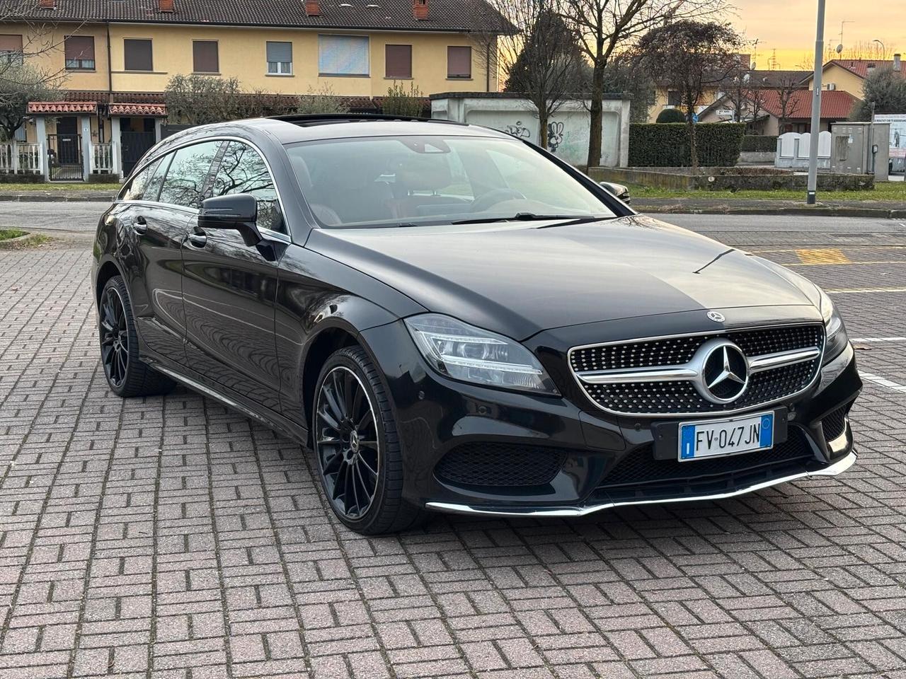 Mercedes-benz CLS 220 d SW Premium. AMG SOOTING..CELL 320 147 1147 WUATSAPP