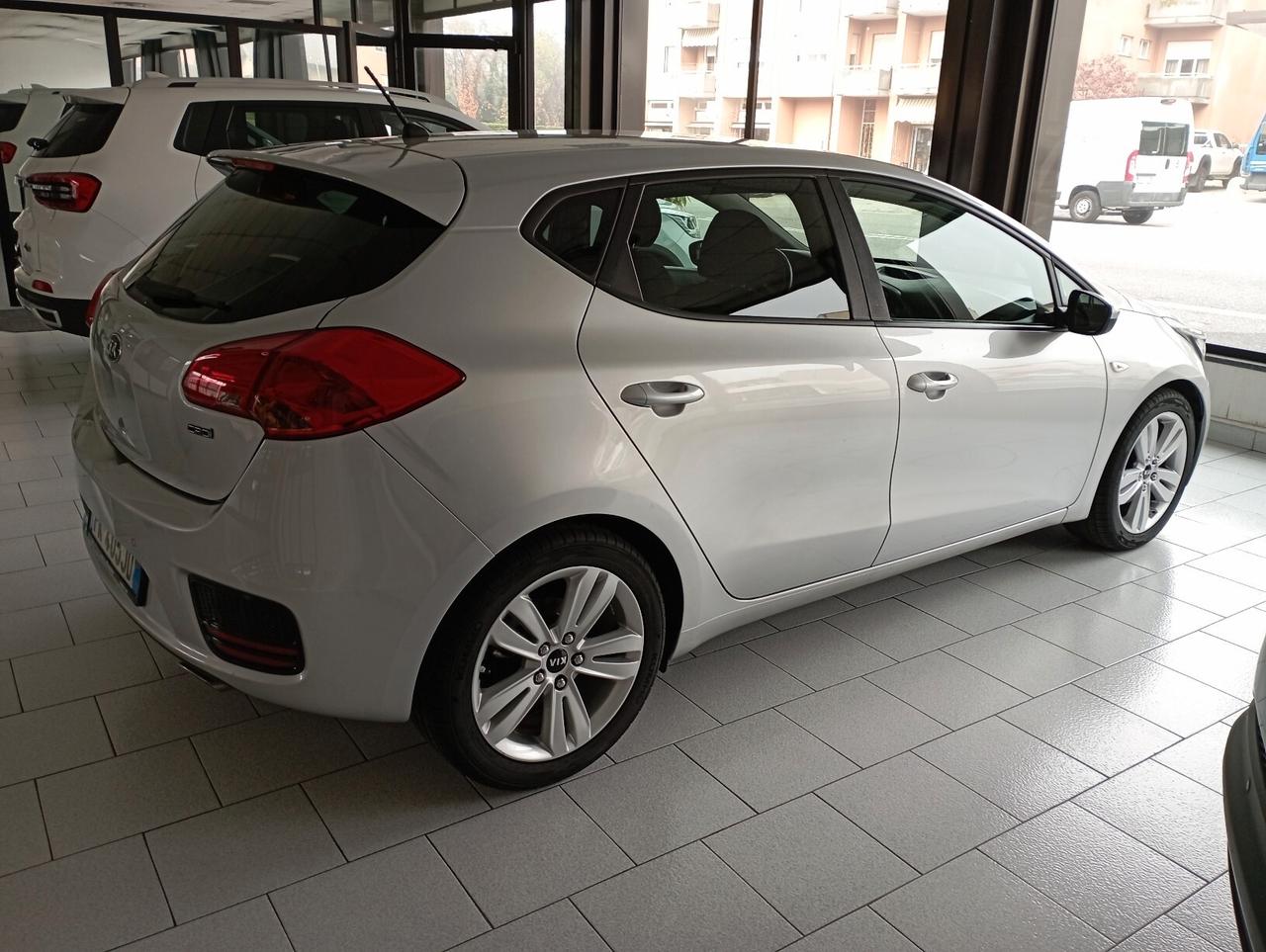 Kia Ceed cee'd 1.6 CRDi 110 CV 5 porte Active