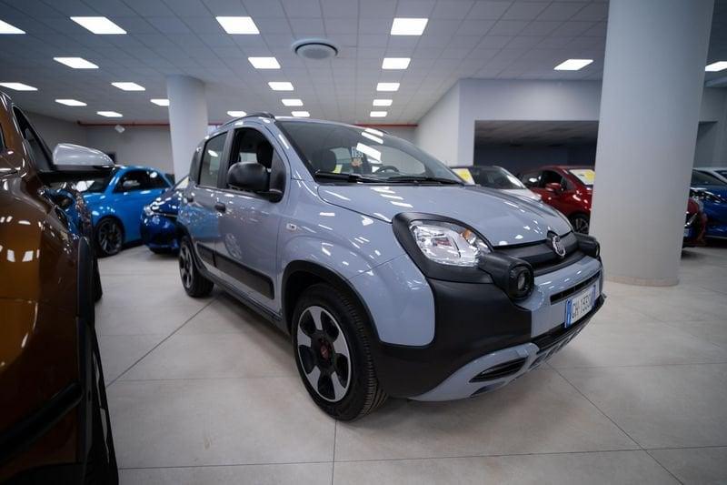 FIAT Panda Cross Cross Panda 1.0 firefly hybrid City Cross s&s 70cv 5p.ti