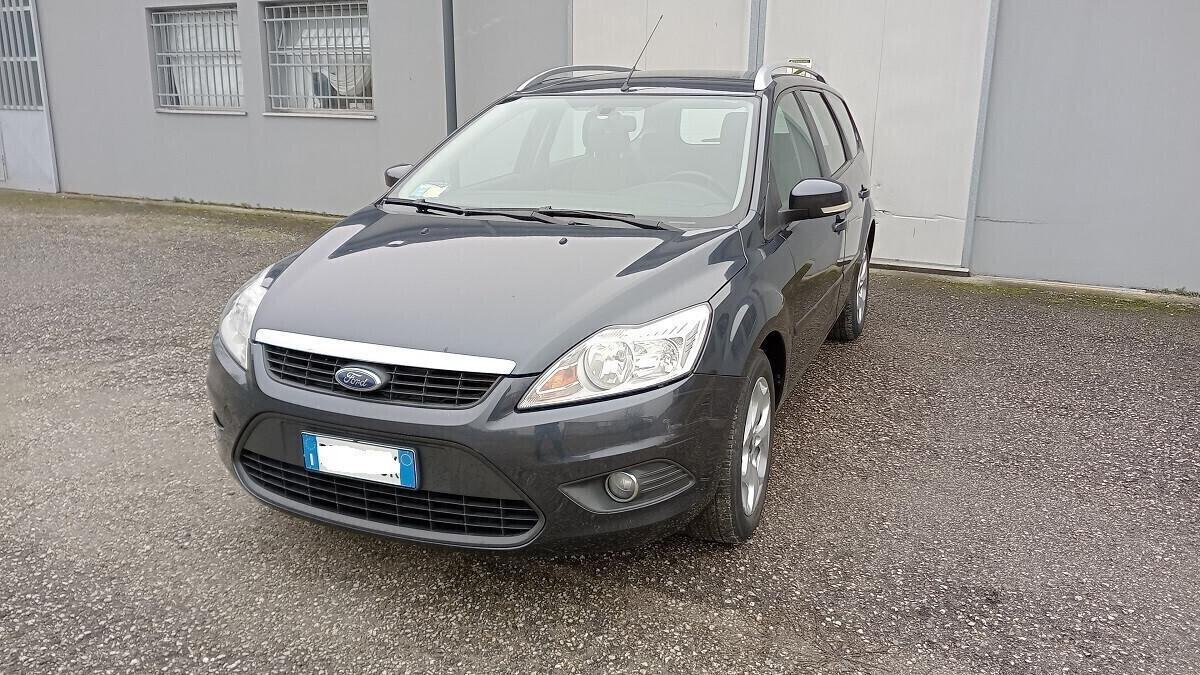 Ford Focus Style Wagon 2.0 Titanium -Gpl