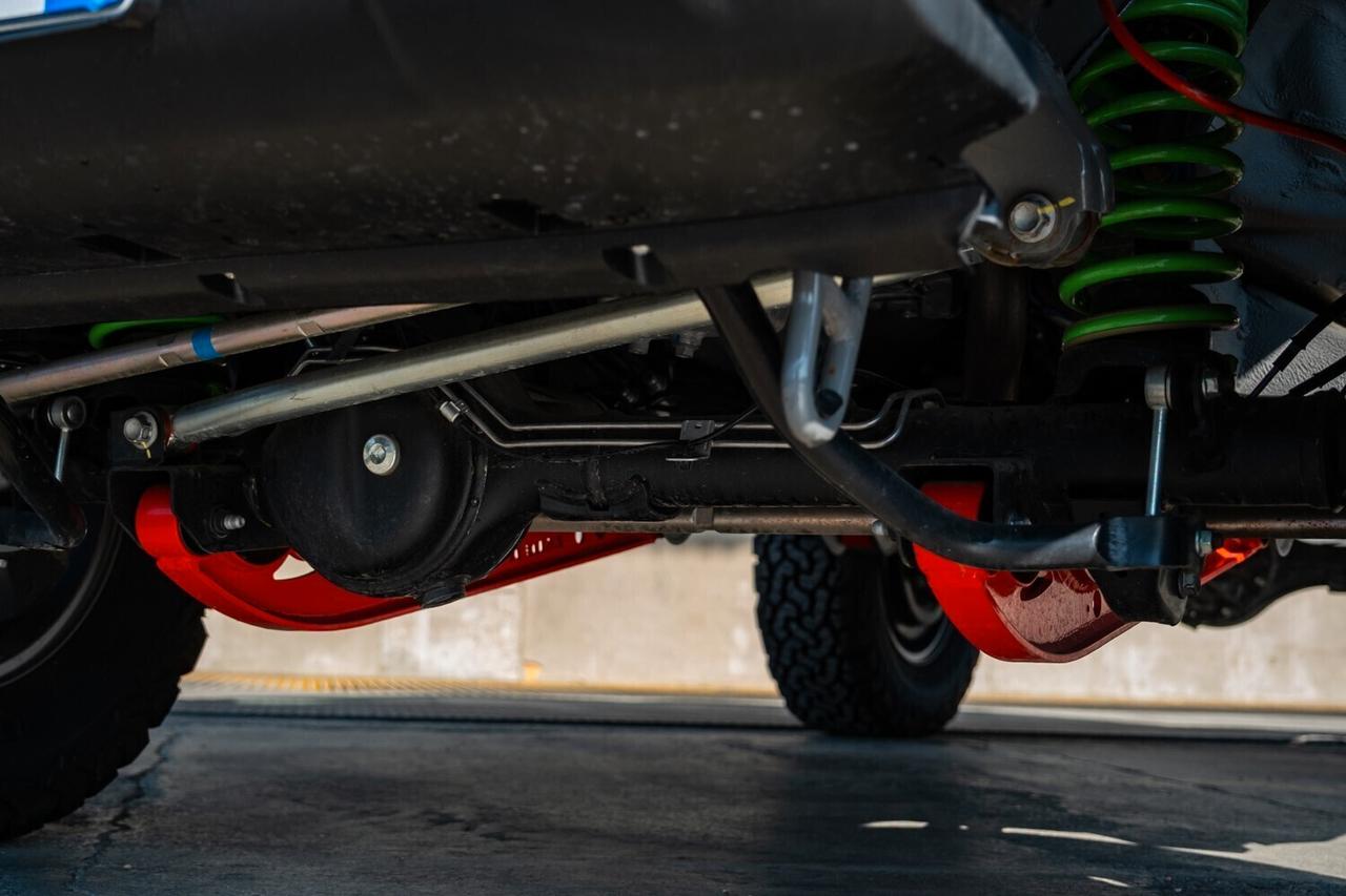 Suzuki Jimny ZMODE Pick-Up Cult Edition