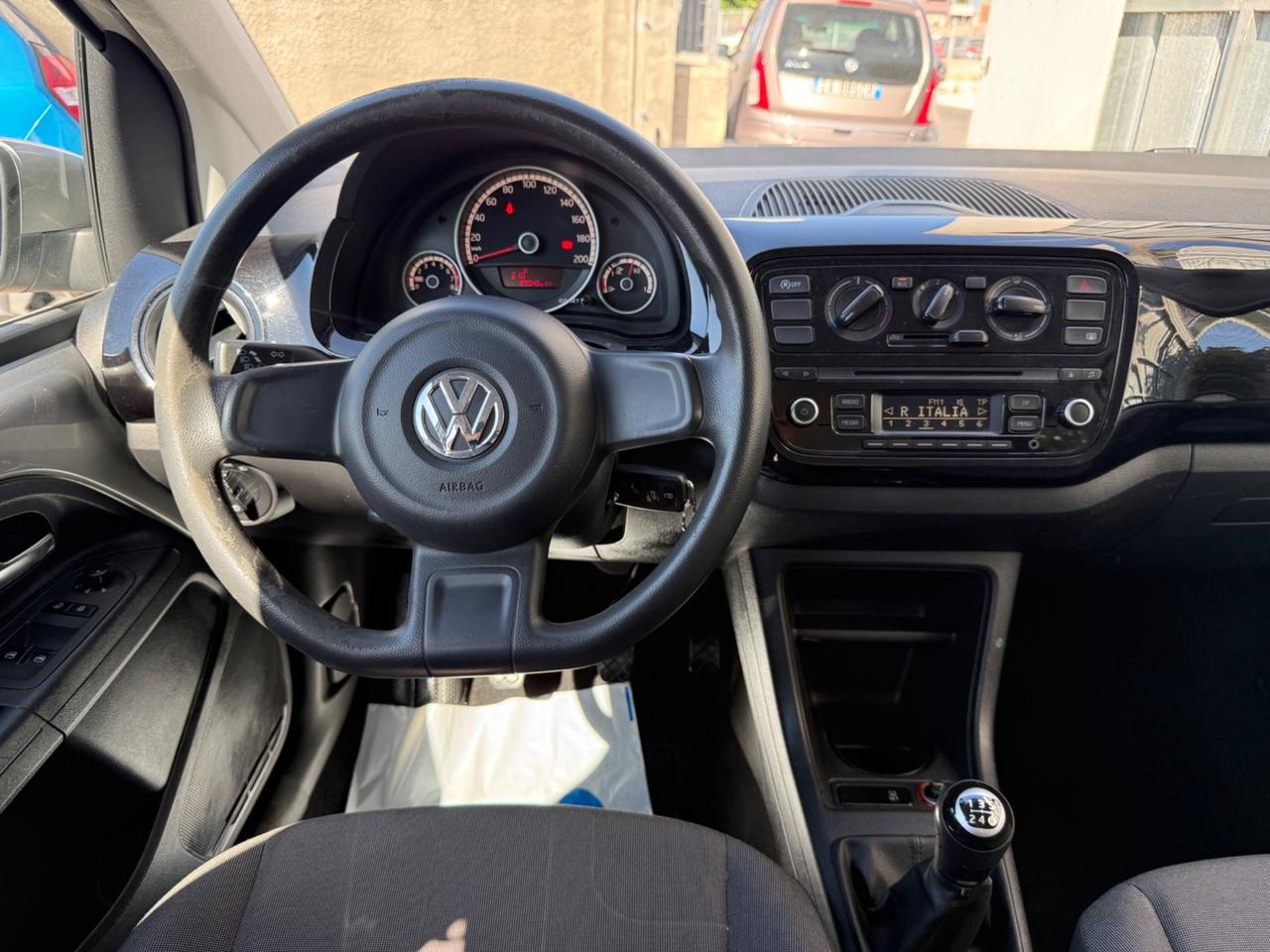 Volkswagen up! 1.0 5p. eco move BlueMotion Technology,128.892 km