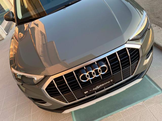 AUDI Q3 35 2.0 TDI S tronic Business Advanced COCKPIT