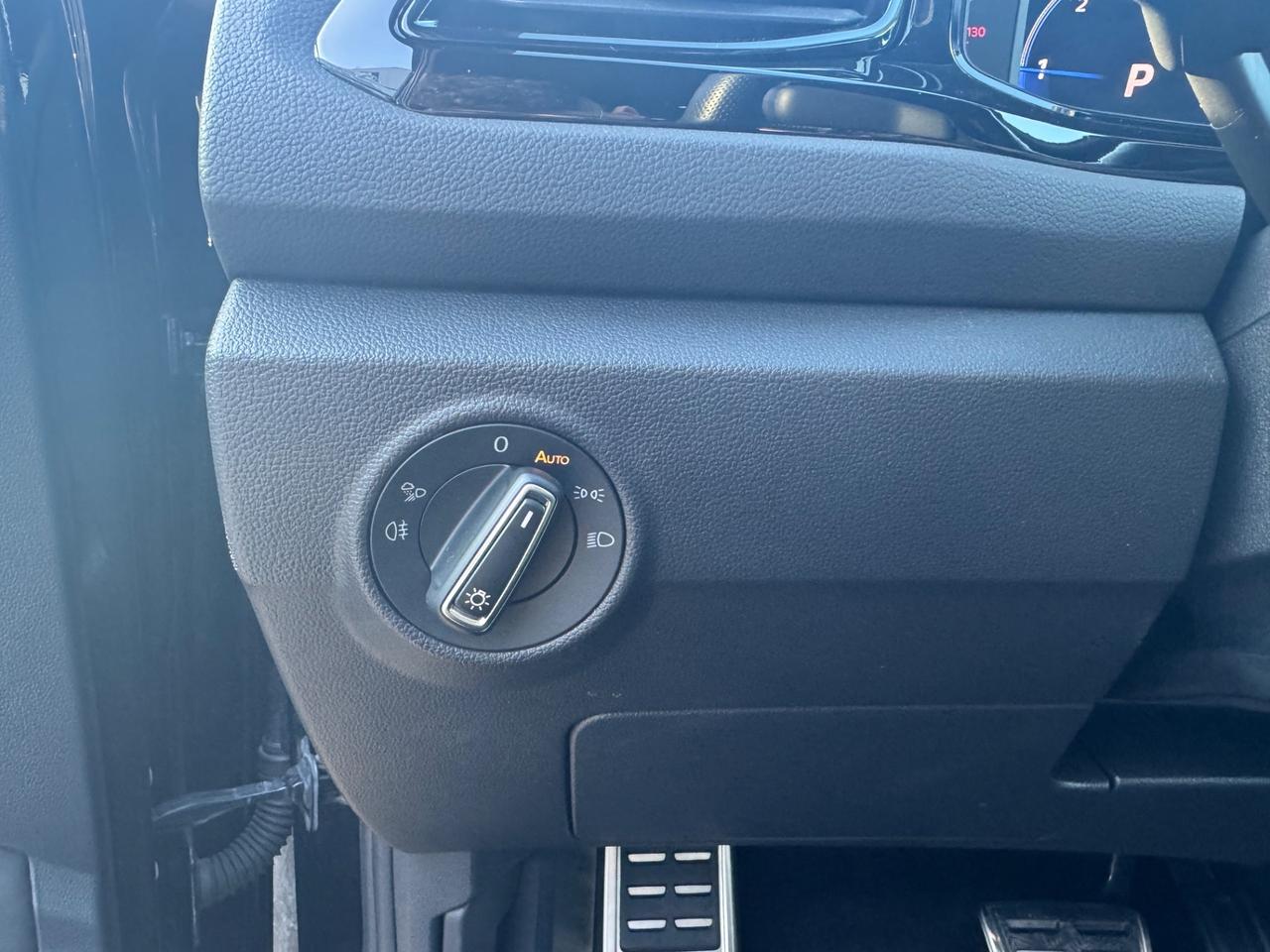 Volkswagen T-Roc 2.0 TDI SCR 150 CV DSG R-Line Full Black