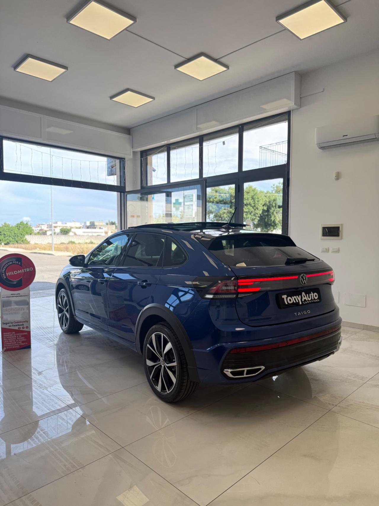 Volkswagen Taigo 1.0 tsi R-LINE TETTO APRIBILE.VIRTUAL COCKPIT.TELECAMERA,APPLE CARPLAY,KM CERTIFICATI