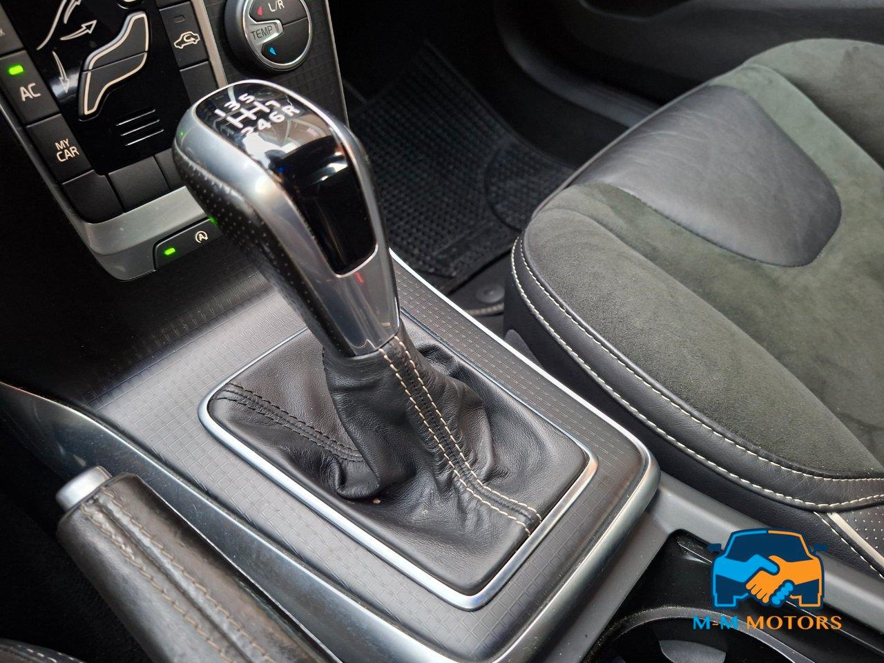 Volvo V40 2.0 d2 R-design Unico Proprietario