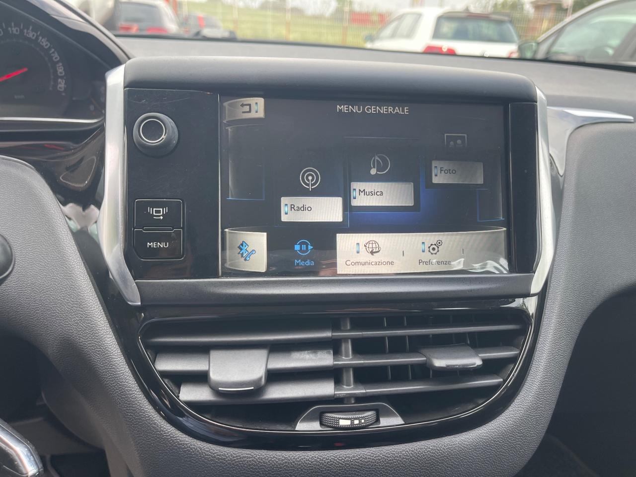 Peugeot 208 Active 1.4 HDI 68cv
