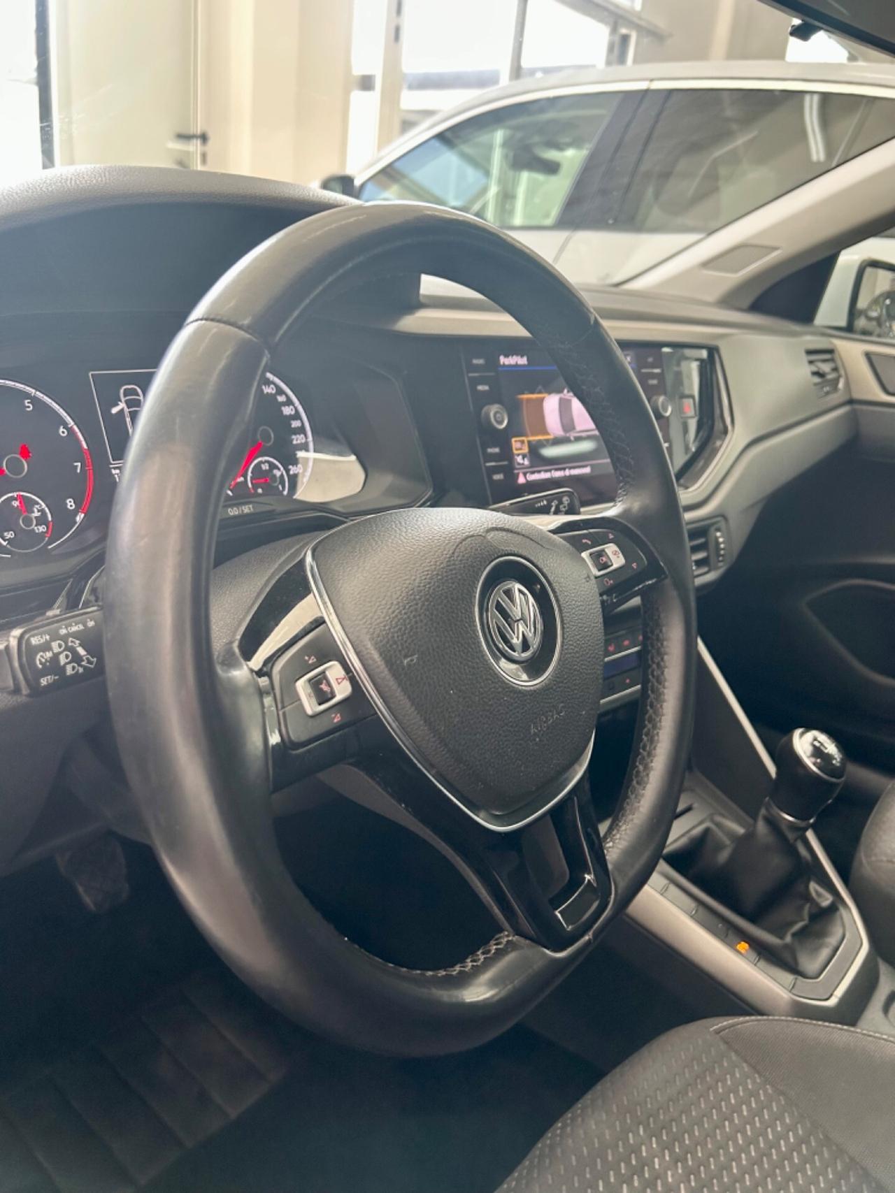 Volkswagen Polo 1.0 65cv NEOPATENTATI finanziabile