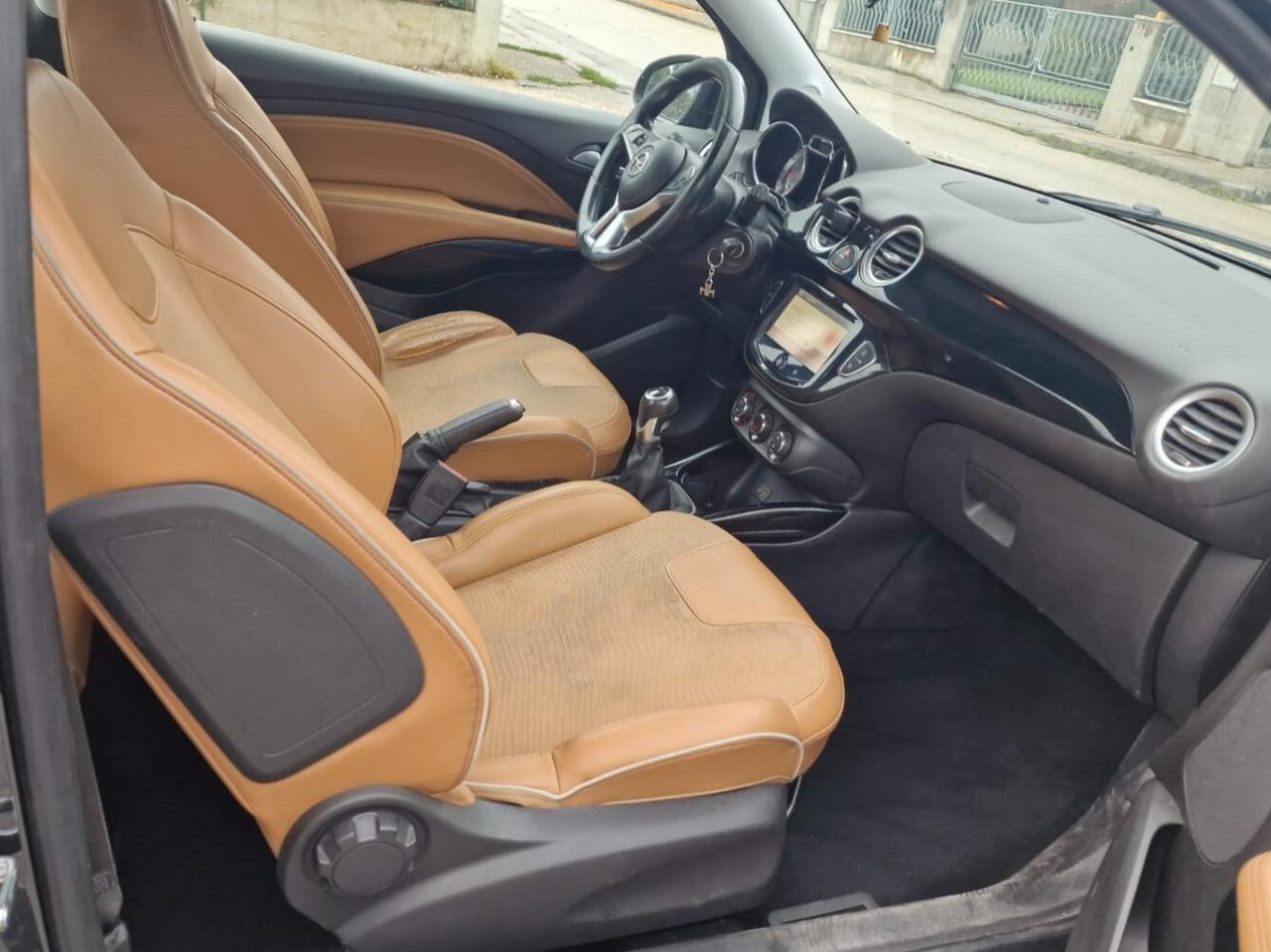 Opel Adam Rocks 1.2 70 CV Air