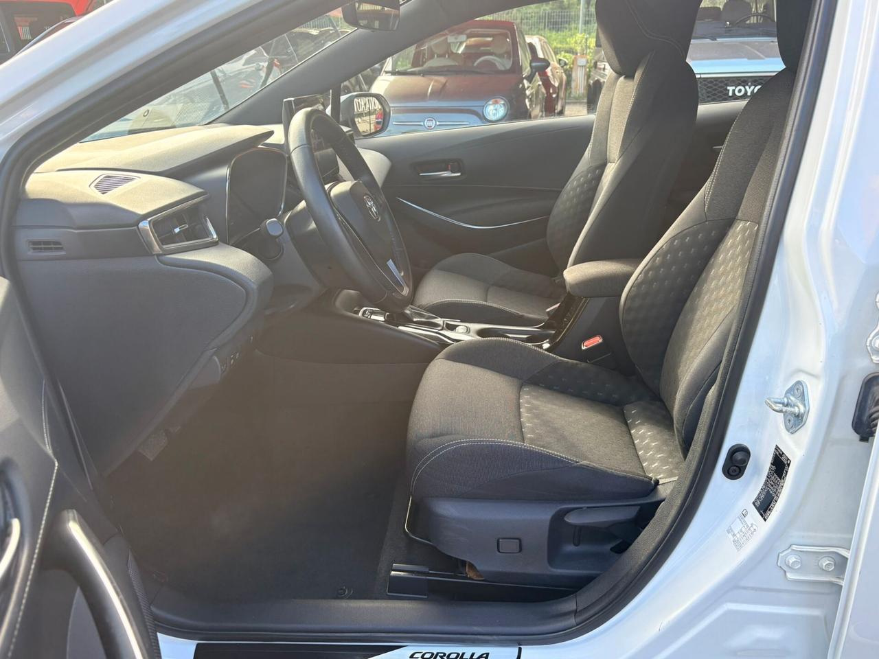 Toyota Corolla Touring Sports 1.8 Hybrid Active