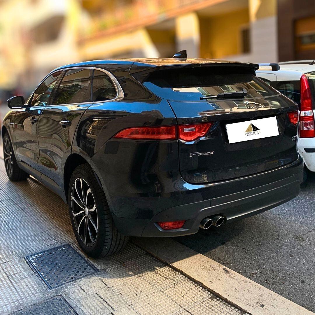 Jaguar F-Pace 2.0 D 180 CV AWD Prestige