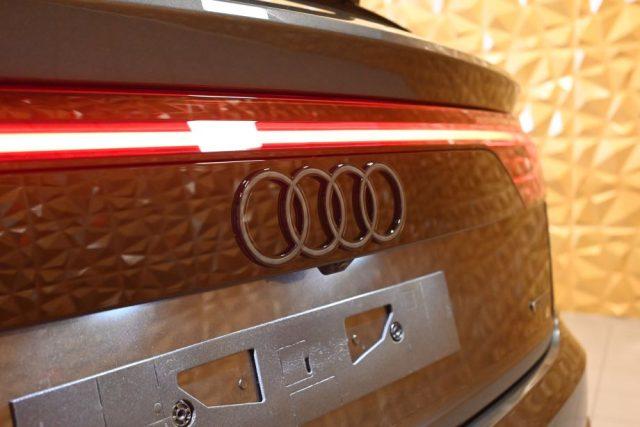 AUDI Q8 MY2026 50TDI Q.TIP.3XS-LINE TET.23"FULL SCONTO30%!