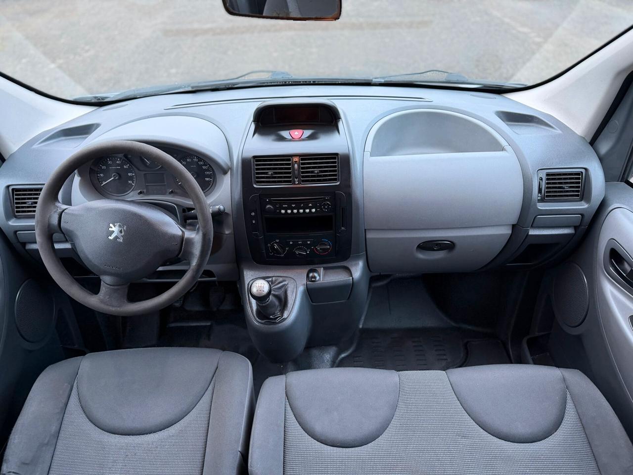 Peugeot Expert Tepee 2.0 HDi 9 POSTI