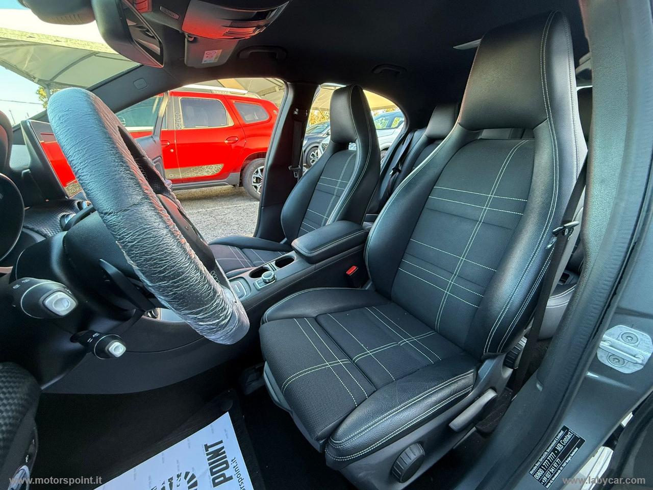 MERCEDES-BENZ A 180 d Automatic Premium