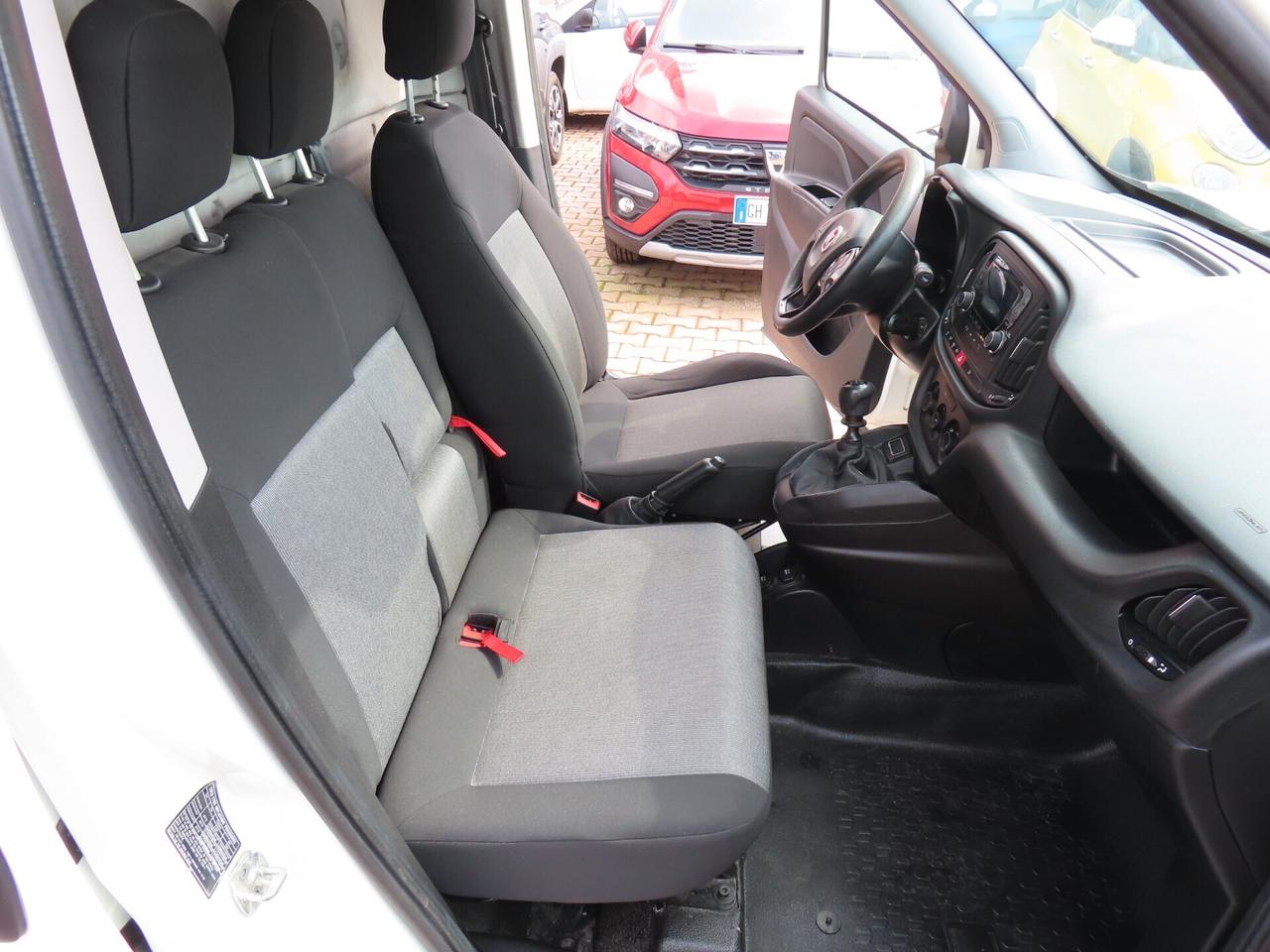 Fiat DOBLO 1.6 M-JET CHIUSO 3 POSTI CARGO 2020