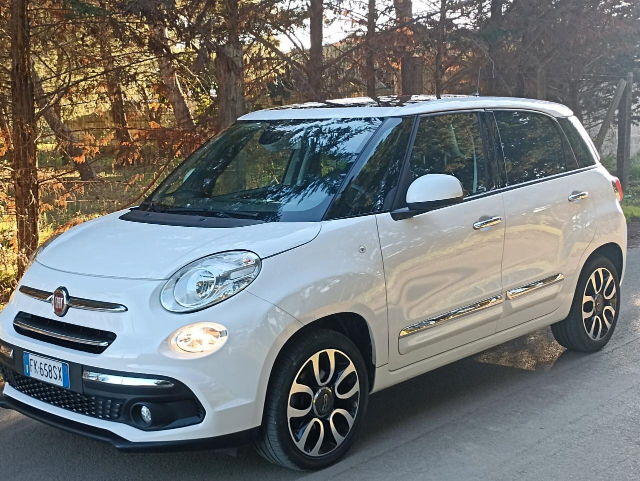 FIAT 500L 1.3 DIESEL 95cv VERA LOUNGE LED/NAVI/TETTO