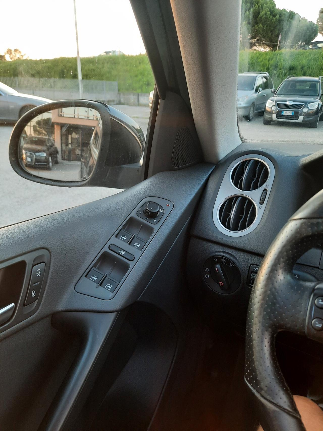 Volkswagen Tiguan 2.0 TDI 170 CV DPF 4MOTION R-Line