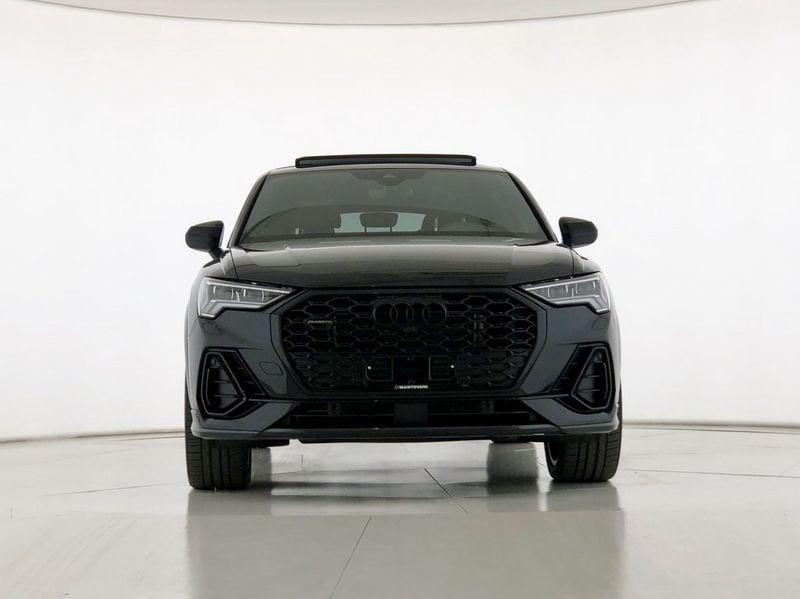 Audi Q3 SPB 40 TDI quattro S tronic Identity Black