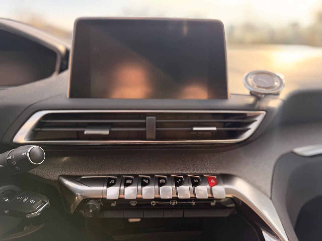 Peugeot 3008 Allure 1.5 Blue HDI 130 #8231