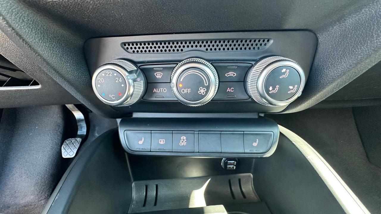 Audi A1 1.6 TDI Attraction KM CERTIFICATI-UNICO PROPRIETARIO