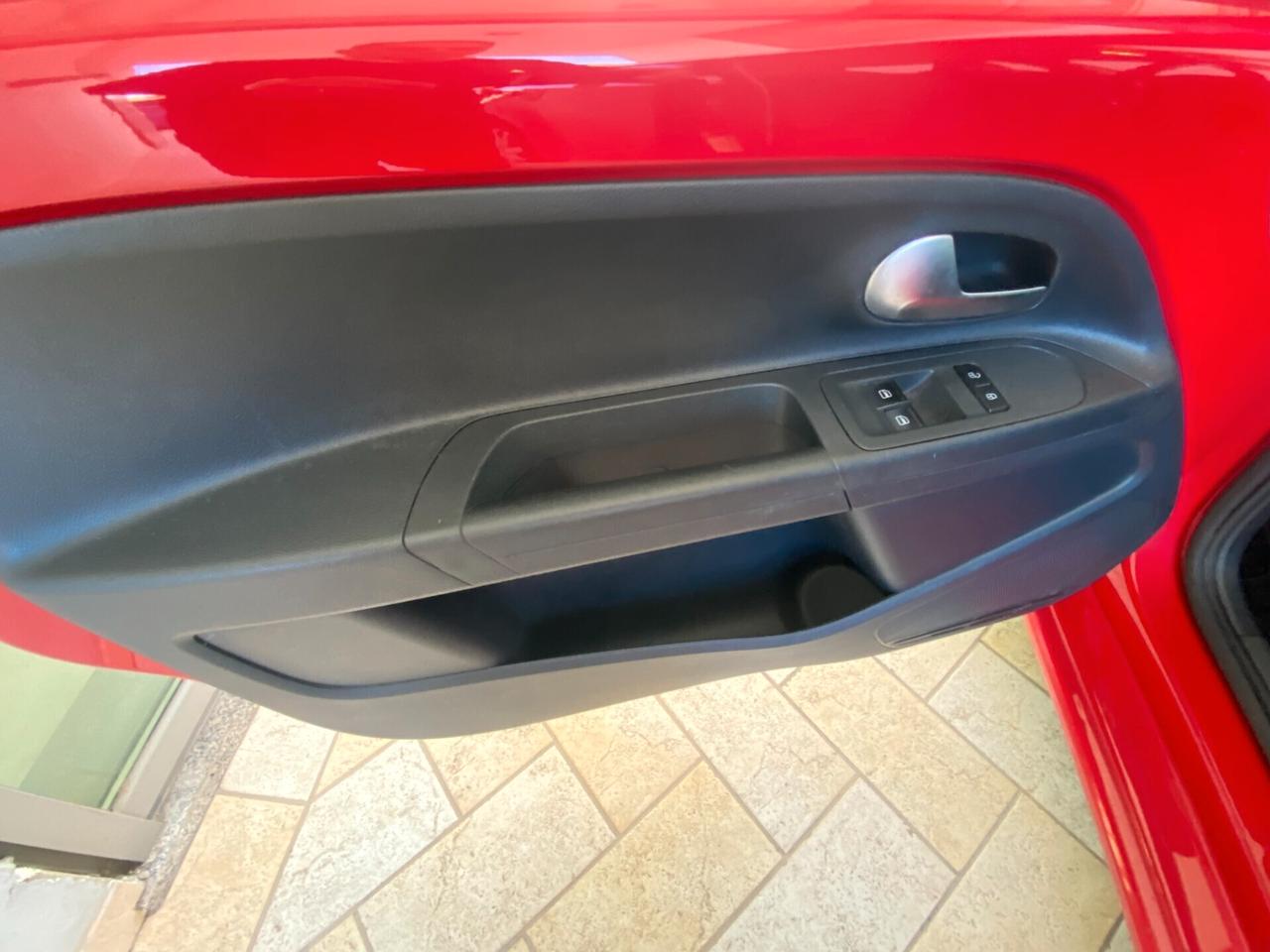 VOLKSWAGEN UP ! 1.0 60 CV 5 PORTE MOVE UP